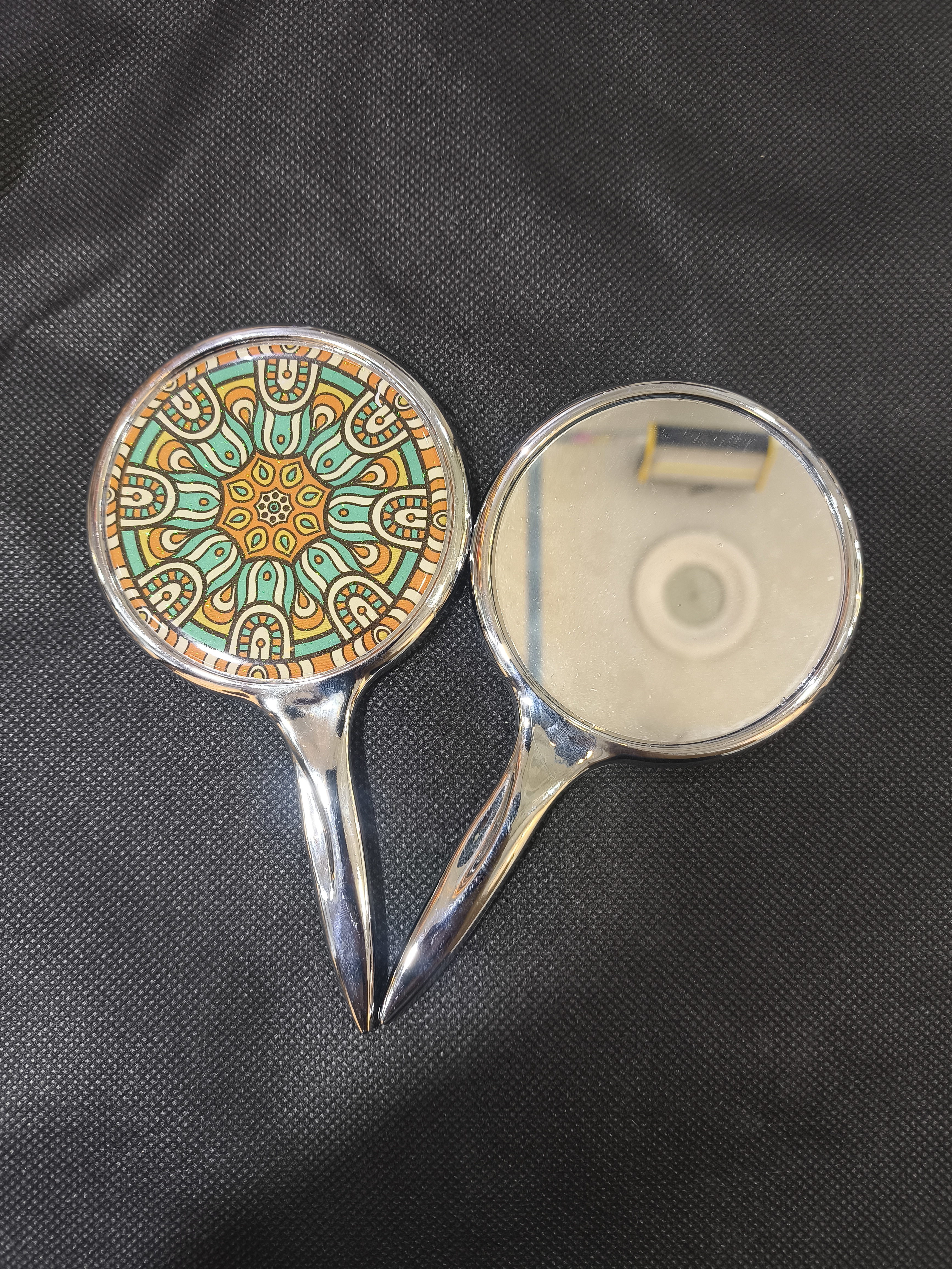 آینه‌ دسته دار فانتزی